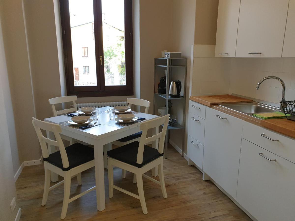 Voi Da Noi Intero Appartamento Con Parcheggio Privato Torno Exterior foto
